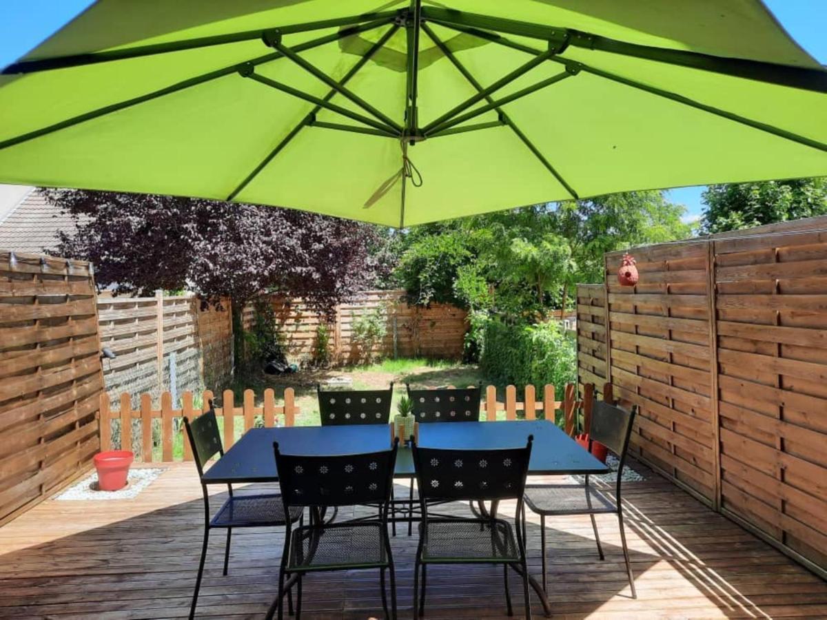 Maison Cheptainville Avec Terrasse Sur Verdure Eksteriør bilde