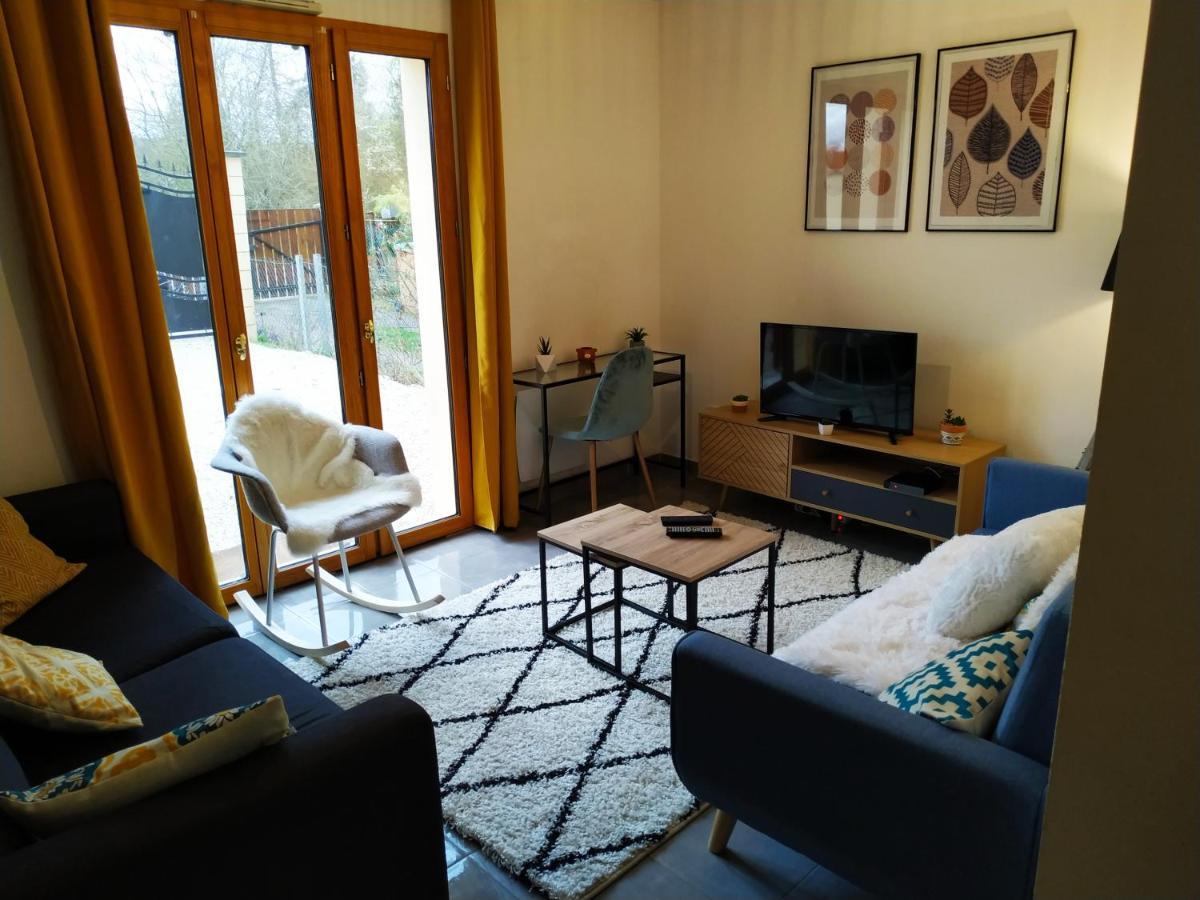 Maison Cheptainville Avec Terrasse Sur Verdure Eksteriør bilde